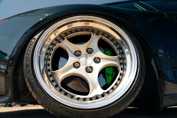 Top 5 volvo electric cars: features, innovations, and warranties