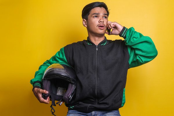 Les services de moto taxi à l'aéroport d'Orly : avantages et guide de choix